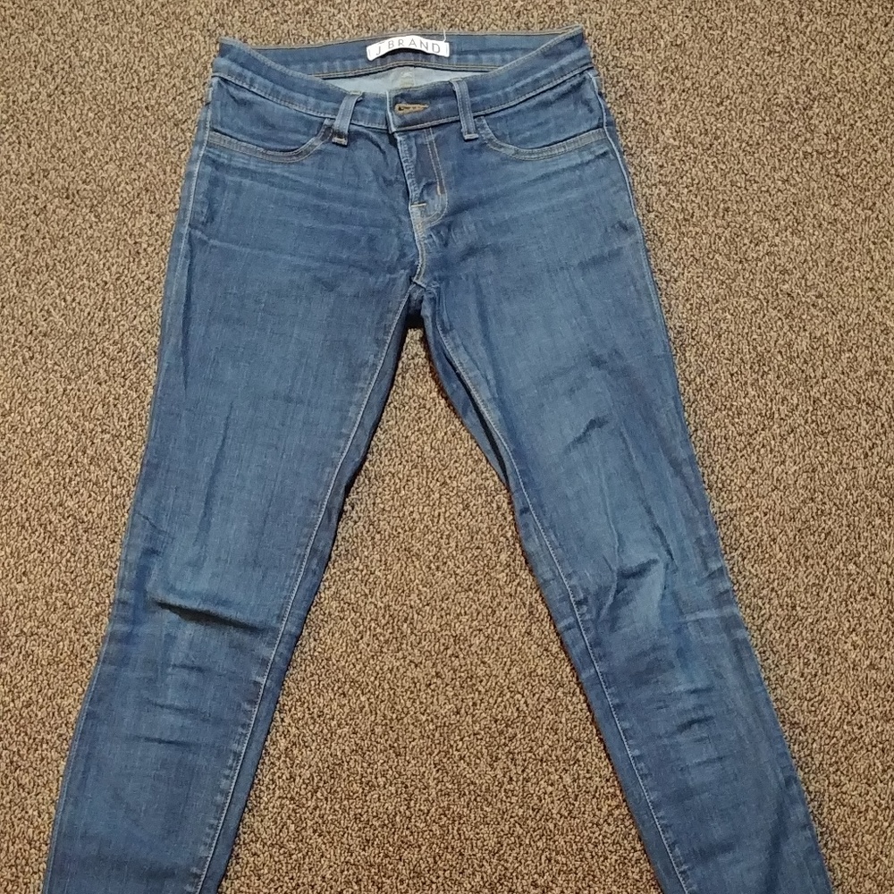 J Brand Dark Wash Skinny 25